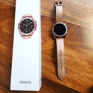 Woman's Galaxy Watch 3 in Black and Rose